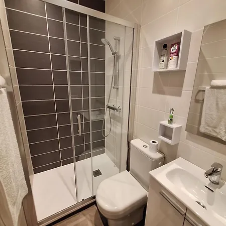 Frida Avec Salle D'eau Privee Pensjonat